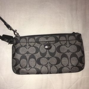 Coach Signature Peyton Go-Go Wristlet #F49965